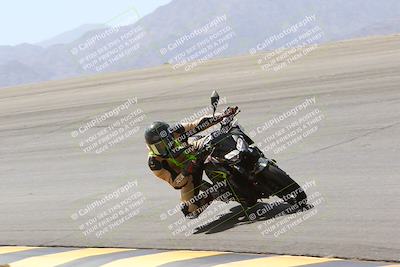 media/Apr-10-2022-SoCal Trackdays (Sun) [[f104b12566]]/Bowl (11am)/